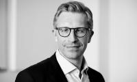 Lars Jannick Johansen har stået i spidsen for etableringen og udviklingen af Den Sociale Kapitalfond fra begyndelsen, først som stifter og adm. direktør for managementselskabet og siden 2017 som ledende partner i Den Sociale Kapitalfond Invest.